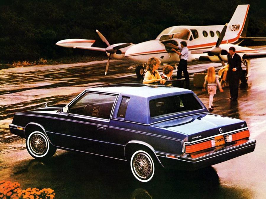  Chrysler LeBaron Coupe 1982 года  (фото 7 из 10)
